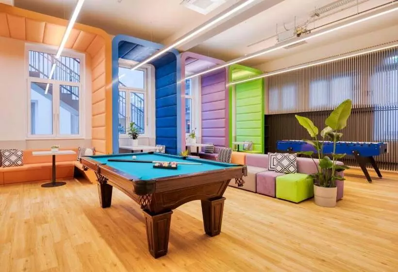 هتل Lyf Schönbrunn Vienna