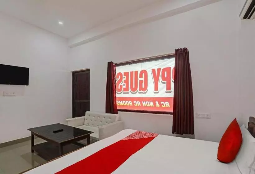 ホテル Oyo Flagship 81426 Happy Guest House