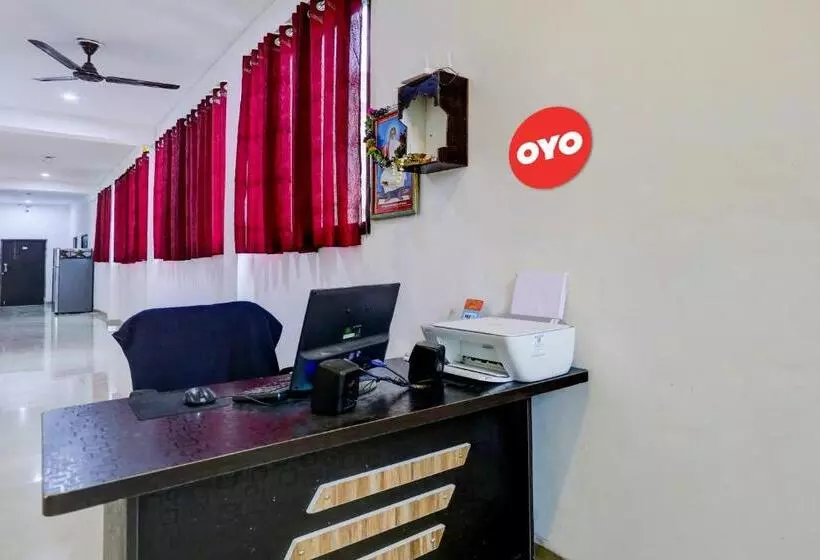 ホテル Oyo Flagship 81426 Happy Guest House
