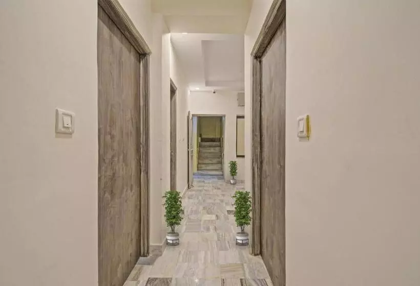 Hotelli Oyo Flagship 92580 Shree Mangalkamna