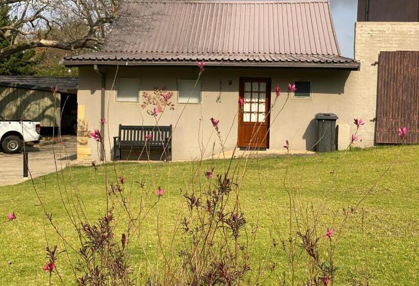 בית מלון כפרי The Water Wheel
