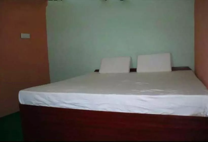 Oyo Rana Palace Hotel & Restaurant