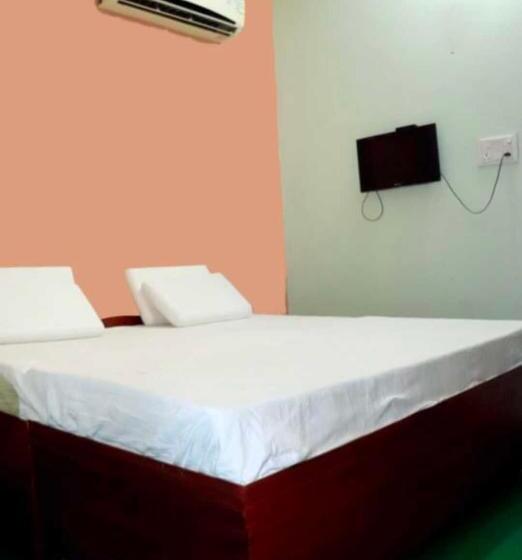 Oyo Rana Palace Hotel & Restaurant