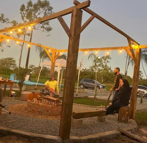 Majatalo Container Suítes Recanto Monte Trigo