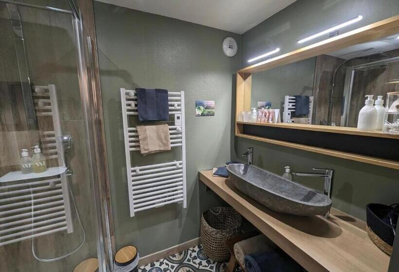 پانسیون Le Champ Des Sources