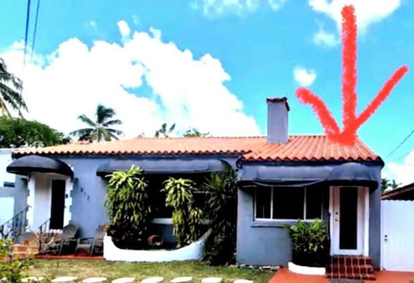 פנסיון The Cozy Villa Private Parking