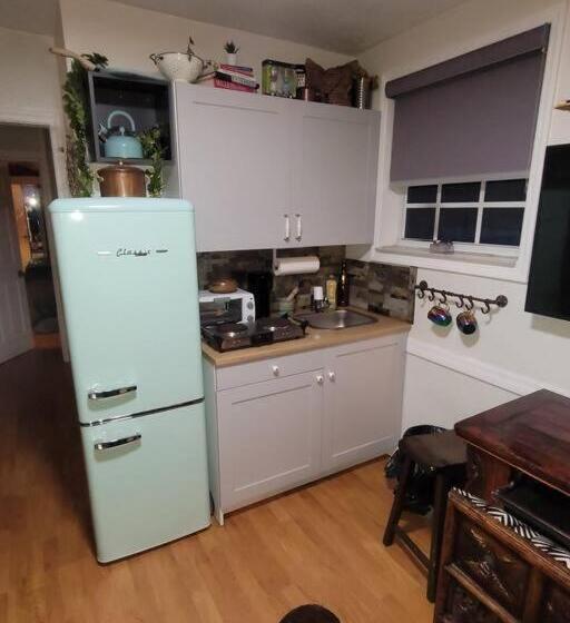 פנסיון The Cozy Villa Private Parking