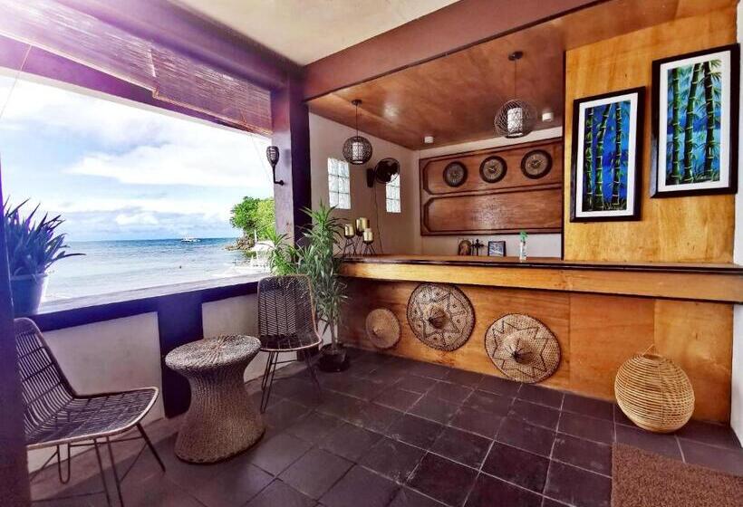 Seaside Hostel Malapascua