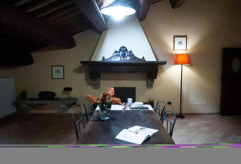 B&b Piazza Del Papa