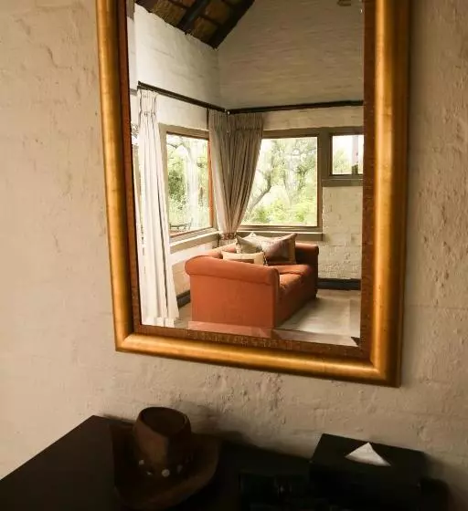 ベッドアンドブレックファースト Entabeni Mountain Lodges