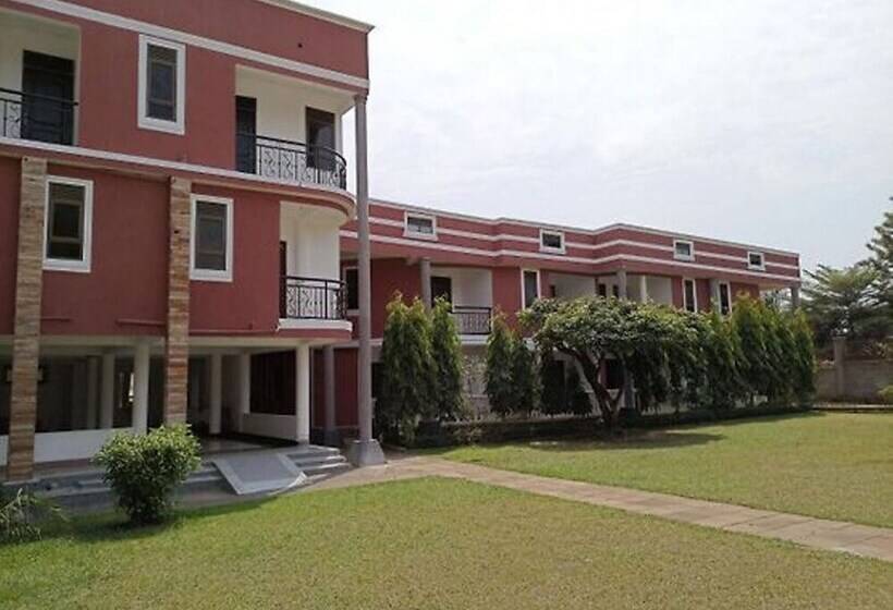 De'place Hotel Hoima