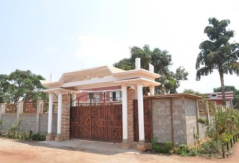 De'place Hotel Hoima