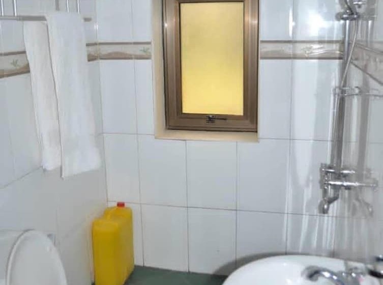 De'place Hotel Hoima