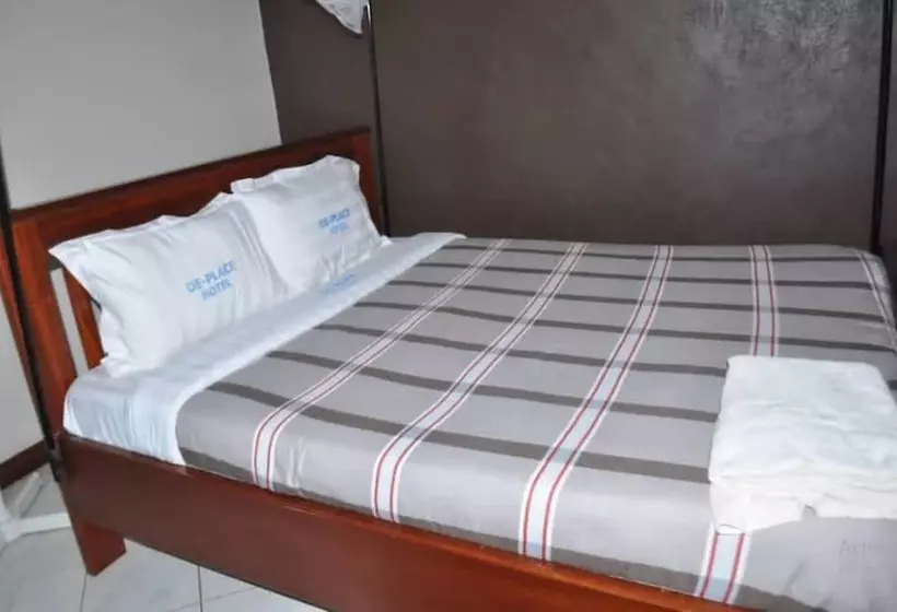 De'place Hotel Hoima