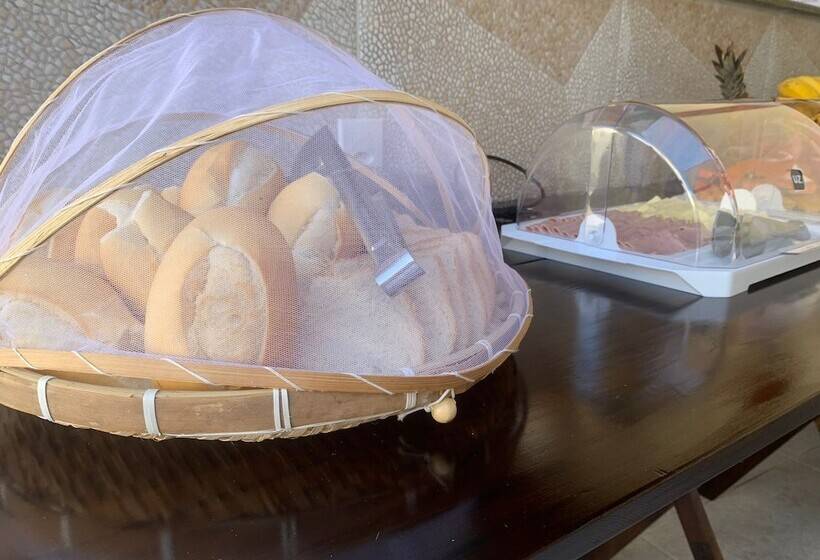 Хостел Pousada Flor De Geriba