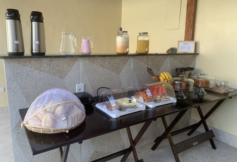 Хостел Pousada Flor De Geriba