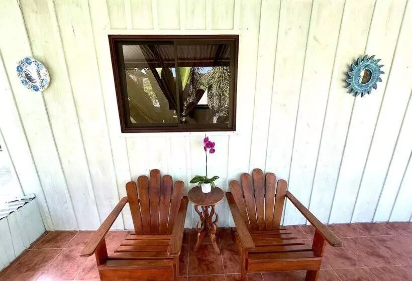 Hotelli Cabinas Brisa Del Mar