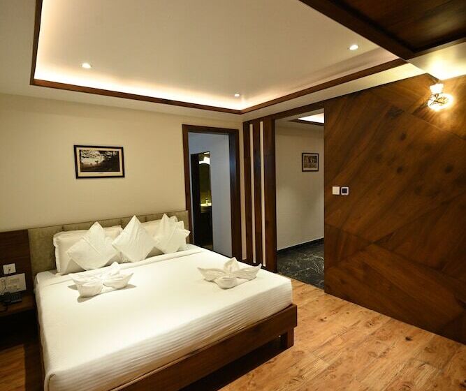 Hotel Chithara Comforts