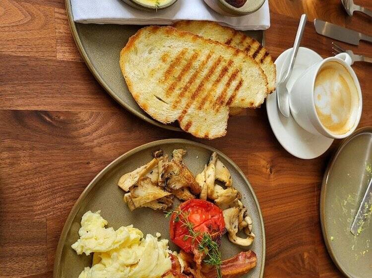 هتل Fontis Residences