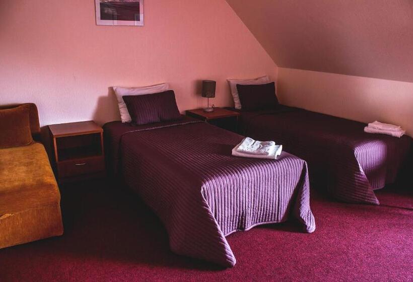 هتل Guesthouse četri Vēji