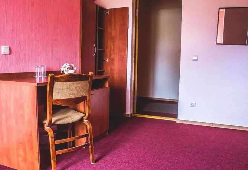 هتل Guesthouse četri Vēji