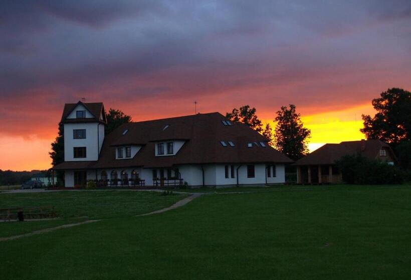 هتل Guesthouse četri Vēji