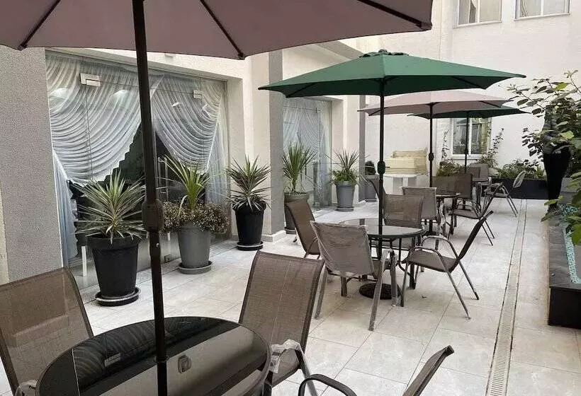 هتل Le Lido