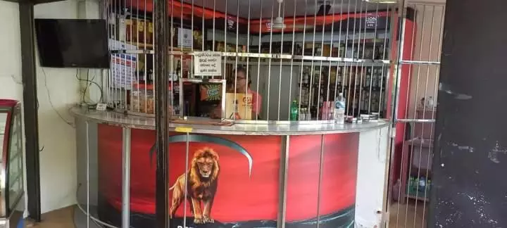 ホテル Lions Den & Lions D Restaurant Bar