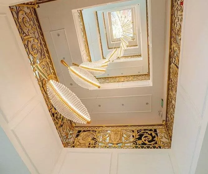 هتل Luxury