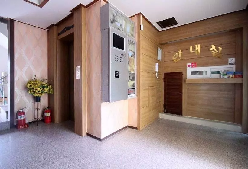 Hotelli Namhae Cinema