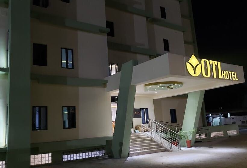 هتل Oti