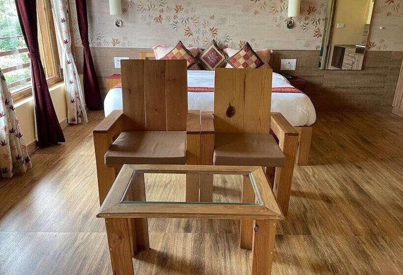 هتل Sangita Resorts Naukuchiatal