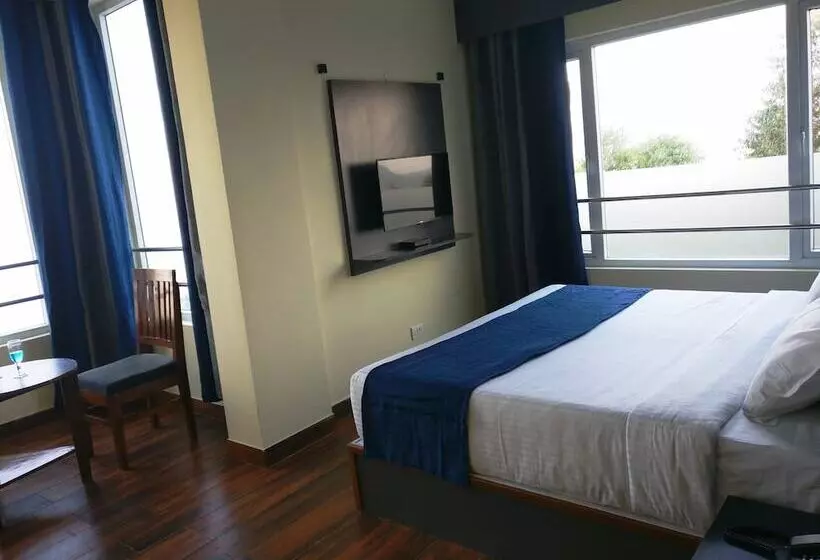 ホテル Skr Sivabhagya Adventure Suites
