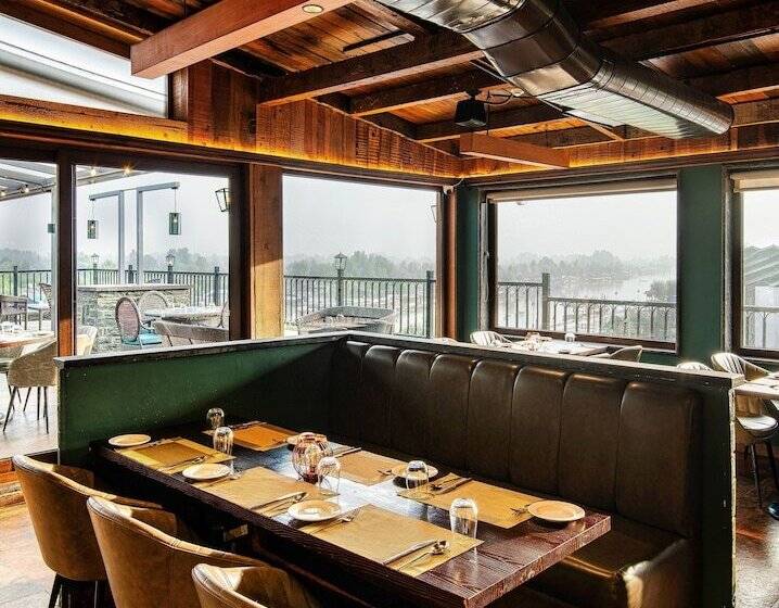 هتل The Vintage Srinagar At Dal Lake