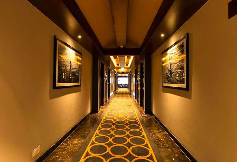 هتل The Vintage Srinagar At Dal Lake