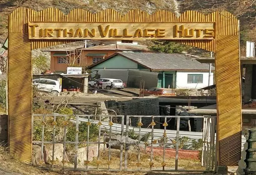 ホテル Tirthan Village Huts
