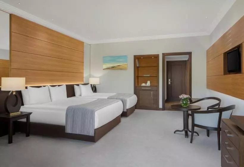 استراحتگاه Papillon Belvil Holiday Village