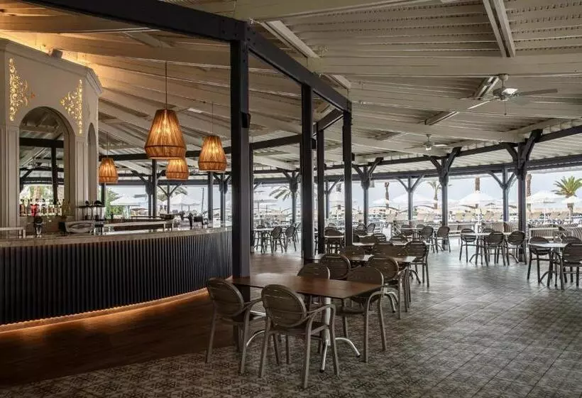 استراحتگاه Papillon Belvil Holiday Village