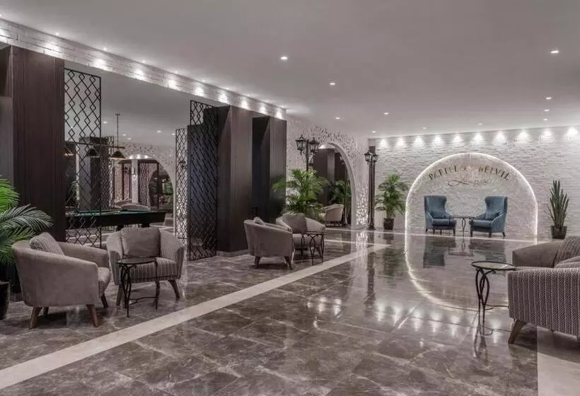 استراحتگاه Papillon Belvil Holiday Village