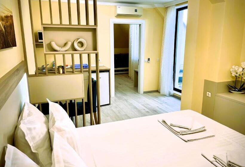 Sea View Apartment Free Parking