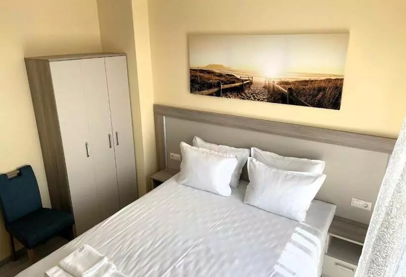 Sea View Apartment Free Parking