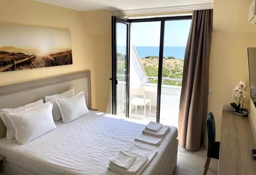 Sea View Apartment Free Parking