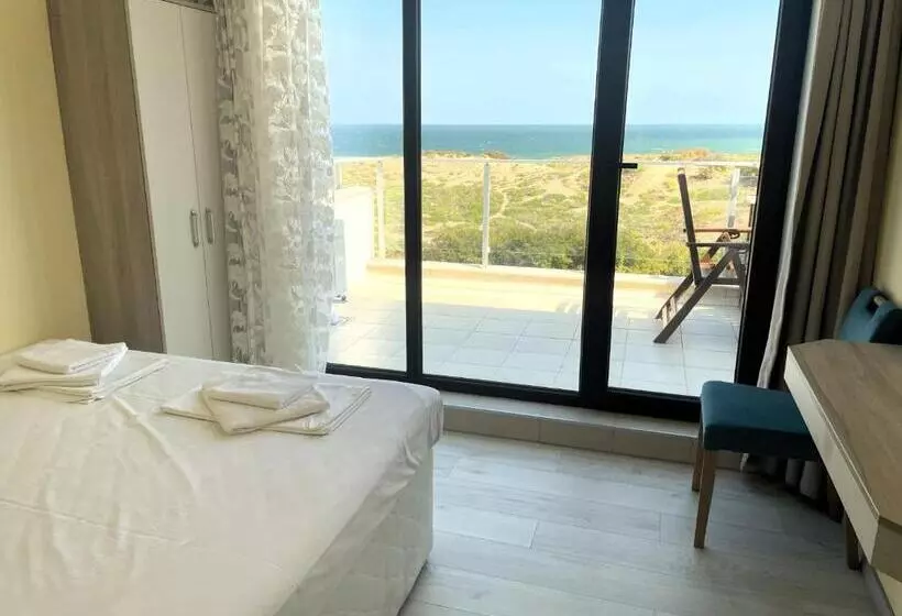 Sea View Apartment Free Parking