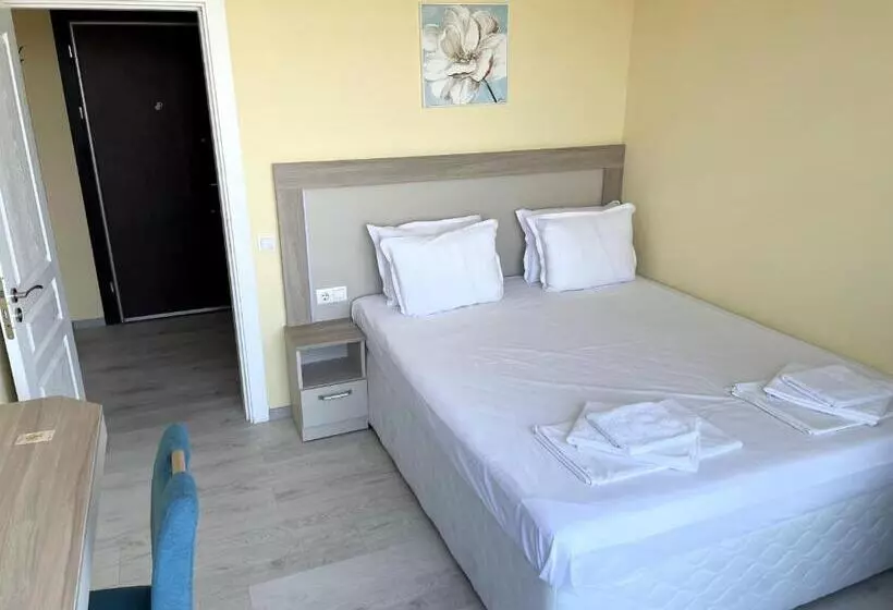 Sea View Apartment Free Parking