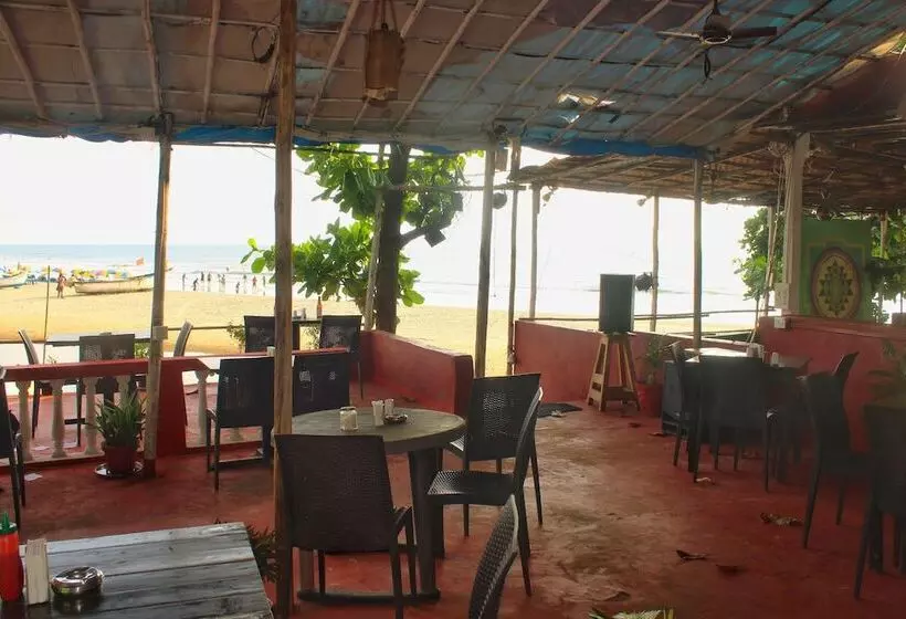 Cămin This Is It Beach Front Restobar