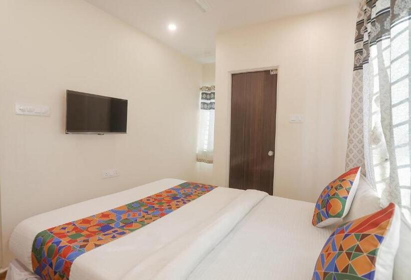 Hotel Fabexpress Shiva’s Inn