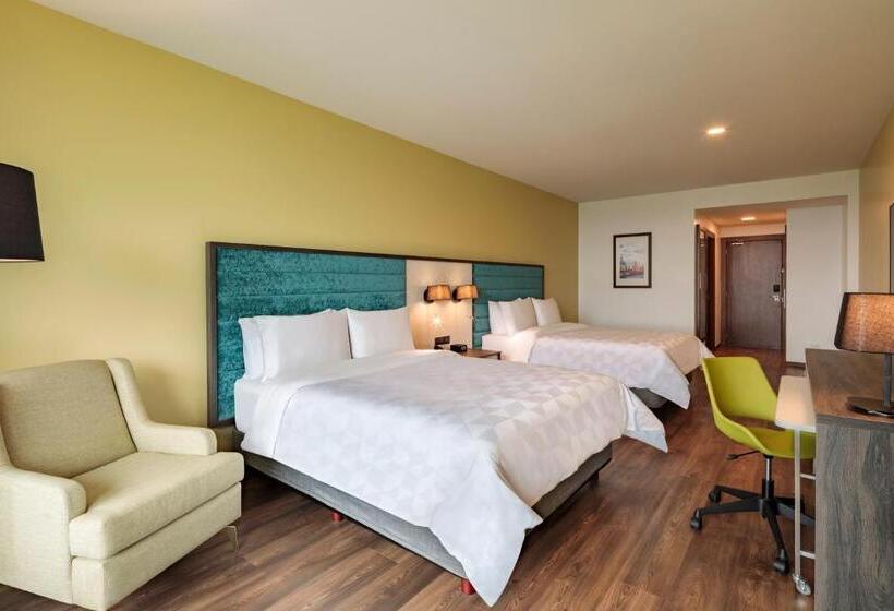 فندق Holiday Inn  Quito Airport, An Ihg
