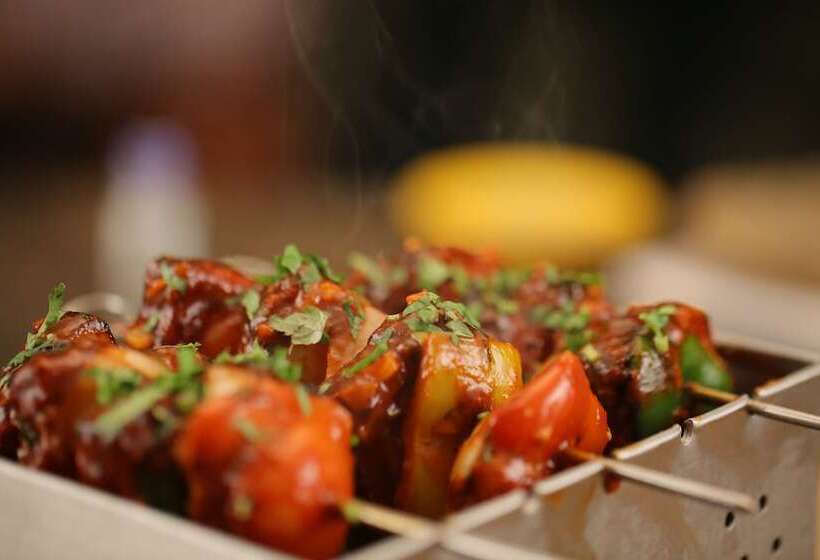 Отель Leena Resort