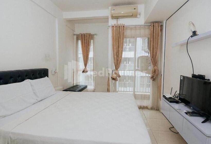בית מלון כפרי Redliving Apartemen Skylounge Tamansari Vanez Room