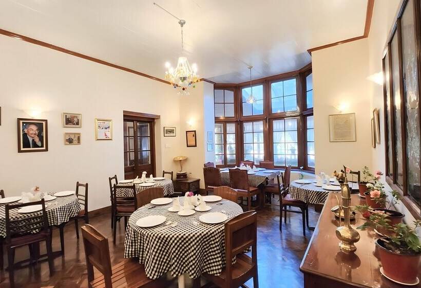 Ivanhoe Hotel A Heritage Property